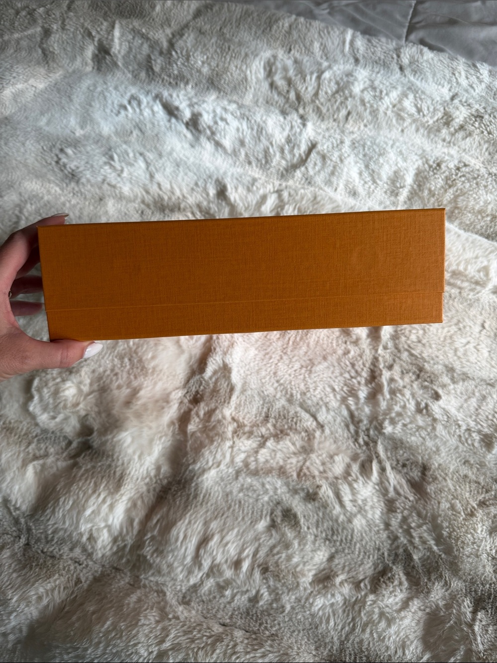Accessories Box with Brand Label - Picture 2 of 6